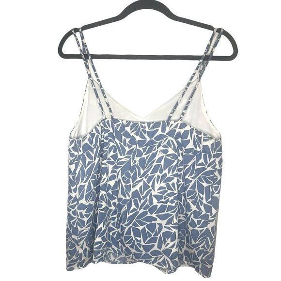 GILLI Strappy V-Neck Tank Top - Women’s M - Picture 3 of 5